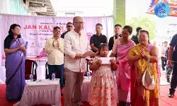 मणिपुर: सीएम खेमचंद ने पीएम मोदी के नेतृत्‍व को सराहा, शांति बनाने की अपील की