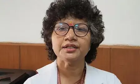 एम्स डॉक्टर ने बताये योग करने के फायदे एम्स डॉक्टर ने बताये योग करने के फायदे