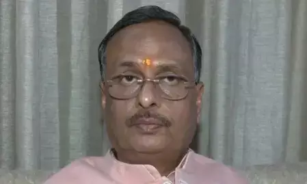 छात्रों के भविष्य के साथ खिलवाड़ करने वाले जेल जाएंगे, भारी जुर्माना भी भरना पड़ेगा : दिनेश शर्मा