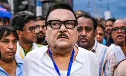 सुहरावर्दी एवेन्यू का नाम बदलने पर सियासत तेज, टीएमसी विधायक मदन मित्रा ने उठाए नियमों पर सवाल सुहरावर्दी एवेन्यू का नाम बदलने पर सियासत तेज, टीएमसी विधायक मदन मित्रा ने उठाए नियमों पर सवाल
