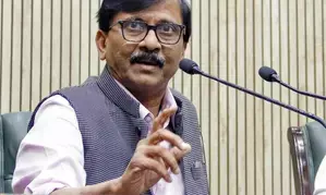 अमित शाह के ‘असली शिवसेना’ वाले बयान पर संजय राउत का हमला, पीएम बनने की चाह में कर रहे राजनीति