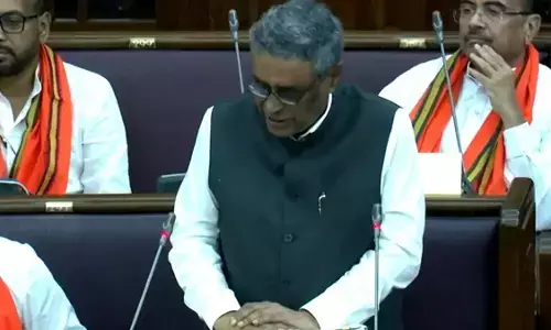 पश्चिम बंगाल में बीजेपी सरकार का पहला बजट पेश, DA में बड़ी बढ़ोतरी से लेकर ‘भरोसा स्कीम’ तक कई बड़े ऐलान