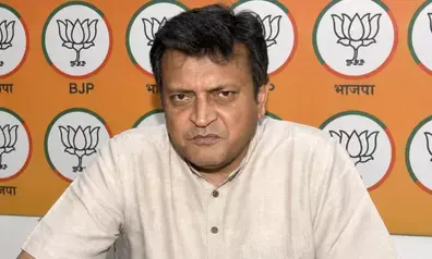 अधिकांश शिवसैनिक शिंदे के नेतृत्व वाली शिवसेना के साथ खड़े हैं : अजय आलोक