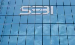 सेबी का बड़ा प्रस्ताव: रेगुलेटेड संस्थाओं के लिए कॉमन एड कोड लाने की तैयारी सेबी का बड़ा प्रस्ताव: रेगुलेटेड संस्थाओं के लिए कॉमन एड कोड लाने की तैयारी
