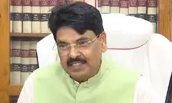 संजय राउत खुद पाला बदलेंगे और शिंदे के साथ जुड़ जाएंगे : मनन मिश्रा