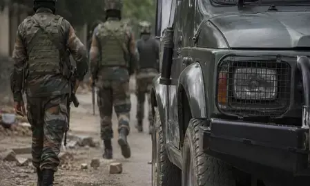 जम्मू : किश्तवाड़ में पुलिस स्टेशन पर हमला करने के आरोप में सेना कर्मियों पर एफआईआर दर्ज जम्मू : किश्तवाड़ में पुलिस स्टेशन पर हमला करने के आरोप में सेना कर्मियों पर एफआईआर दर्ज