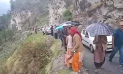 शिमला : रामपुर में दर्दनाक सड़क हादसा, पिकअप गहरी खाई में गिरी, छह लोगों की मौत