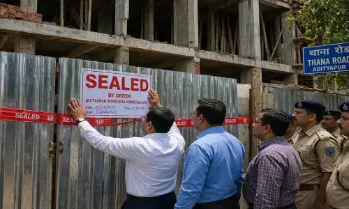 लखनऊ अग्निकांड के बाद UP में बड़ा सुरक्षा अभियान: तीन दिन में 485 से अधिक भवन सील