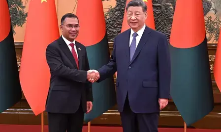 बांग्लादेश के प्रधानमंत्री तारिक रहमान और चीन के राष्ट्रपति शी जिनपिंग के बीच हुई वार्ता
