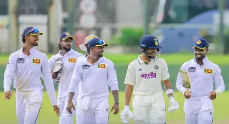 अनाधिकारिक टेस्ट: फर्नांडो का अर्धशतक, भारतीय टीम के खिलाफ दूसरे दिन श्रीलंका-ए की वापसी अनाधिकारिक टेस्ट: फर्नांडो का अर्धशतक, भारतीय टीम के खिलाफ दूसरे दिन श्रीलंका-ए की वापसी