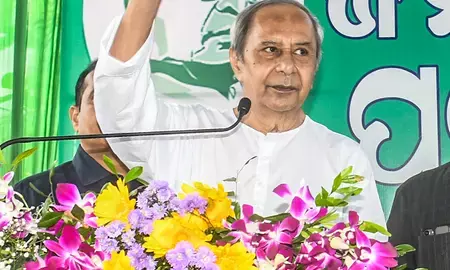 ओडिशा के बालेश्वर में व्यापारी की हत्या के बाद बीजद ने जांच के लिए टीम का गठन किया ओडिशा के बालेश्वर में व्यापारी की हत्या के बाद बीजद ने जांच के लिए टीम का गठन किया