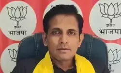गाजा मुद्दे पर सोनिया गांधी के लेख से बढ़ी सियासत, एनडीए नेताओं ने कांग्रेस का दोहरापन बताया गाजा मुद्दे पर सोनिया गांधी के लेख से बढ़ी सियासत, एनडीए नेताओं ने कांग्रेस का दोहरापन बताया