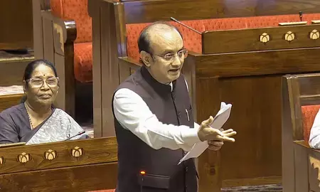 गाजा मुद्दे पर सुधांशु त्रिवेदी ने सोनिया गांधी को घेरा, पूछा- क्या हमास और हिजबुल्ला को कवर फायर दे रही है कांग्रेस गाजा मुद्दे पर सुधांशु त्रिवेदी ने सोनिया गांधी को घेरा, पूछा- क्या हमास और हिजबुल्ला को कवर फायर दे रही है कांग्रेस