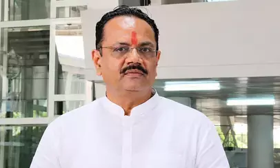 भारत टैक्सी ड्राइवरों को मालिक बनाएगी, शोषण मुक्त आय सुनिश्चित करेगी: जीतूभाई वाघाणी