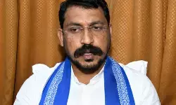 अगर मंदिर में हो रही चोरी तो फिर सबसे सुरक्षित जगह कौन सी, सांसद चंद्रशेखर आजाद का सवाल अगर मंदिर में हो रही चोरी तो फिर सबसे सुरक्षित जगह कौन सी, सांसद चंद्रशेखर आजाद का सवाल