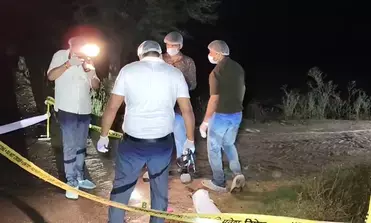 बहराइच के दो अलग-अलग थाना क्षेत्रों में हुई मुठभेड़, 50-50 हजार के दो इनामी बदमाश गिरफ्तार बहराइच के दो अलग-अलग थाना क्षेत्रों में हुई मुठभेड़, 50-50 हजार के दो इनामी बदमाश गिरफ्तार