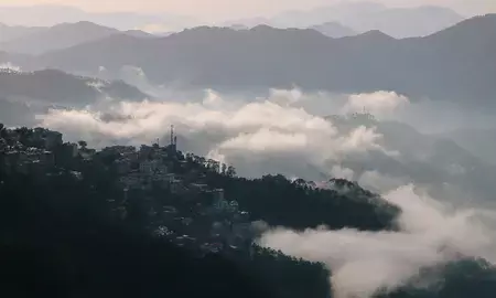 भूस्खलन की आशंका के चलते किन्नौर कैलाश यात्रा अगले आदेश तक स्थगित भूस्खलन की आशंका के चलते किन्नौर कैलाश यात्रा अगले आदेश तक स्थगित