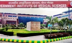 जिम्स प्रशासन की कर्मचारियों से अपील, कहा- मरीजों के हित में काम पर लौटें, मांगों पर बनेगी समिति जिम्स प्रशासन की कर्मचारियों से अपील, कहा- मरीजों के हित में काम पर लौटें, मांगों पर बनेगी समिति
