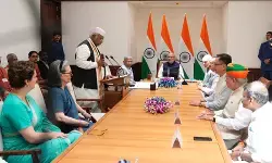 राज्यसभा के लिए पुनर्निर्वाचित कांग्रेस अध्यक्ष मल्लिकार्जुन खड़गे ने ली सदस्यता की शपथ,विपक्ष को मिलेगी और मजबूती राज्यसभा के लिए पुनर्निर्वाचित कांग्रेस अध्यक्ष मल्लिकार्जुन खड़गे ने ली सदस्यता की शपथ,विपक्ष को मिलेगी और मजबूती