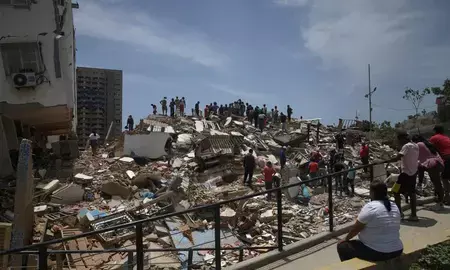 वेनेजुएला में भूकंप के बाद हुई तबाही के बाद रेस्क्यू ऑपरेशन जारी