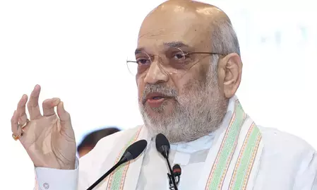 गृह मंत्री अमित शाह ने अरुणाचल के मुख्यमंत्री से की बात, बाढ़ की स्थिति का लिया जायजा गृह मंत्री अमित शाह ने अरुणाचल के मुख्यमंत्री से की बात, बाढ़ की स्थिति का लिया जायजा