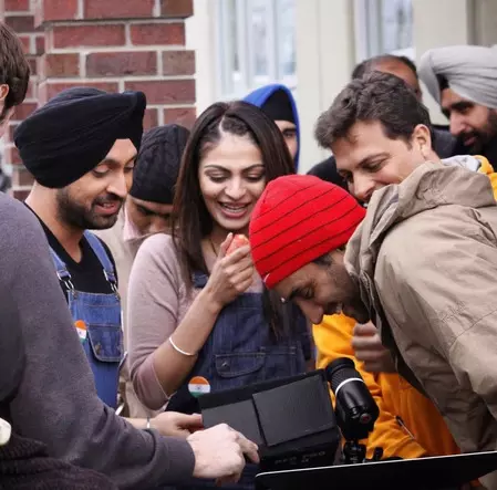 14 साल पूरे होने पर भावुक हुए अनुराग सिंह 14 साल पूरे होने पर भावुक हुए अनुराग सिंह