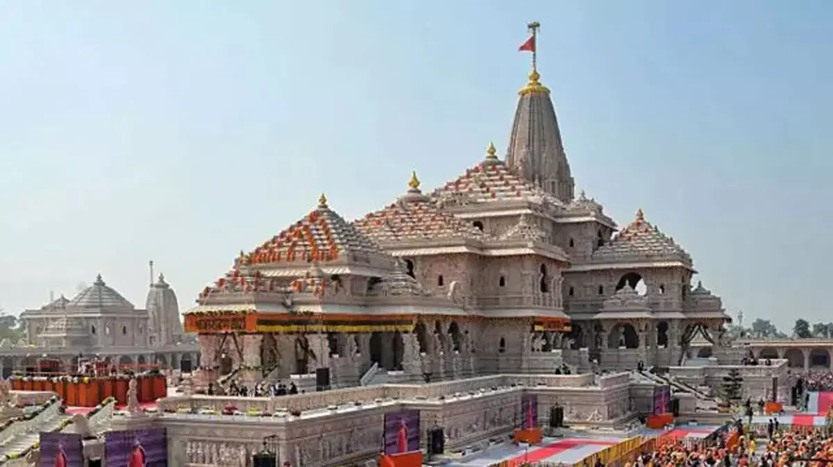मंदिर के चढ़ावे से विपक्षी सांसदों तक डाकेजनी! मंदिर के चढ़ावे से विपक्षी सांसदों तक डाकेजनी!