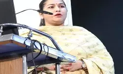 पति की गिरफ्तारी से जुड़े मामले में पूर्व टीएमसी सांसद पुलिस के समन पर नहीं हुईं पेश पति की गिरफ्तारी से जुड़े मामले में पूर्व टीएमसी सांसद पुलिस के समन पर नहीं हुईं पेश