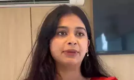 पेड पालकी विवाद निर्देशक-एक्ट्रेस का पलटवार: सतेंद्र सोनी के आरोप गलत, सबूत हमारे पास पेड पालकी विवाद निर्देशक-एक्ट्रेस का पलटवार: सतेंद्र सोनी के आरोप गलत, सबूत हमारे पास