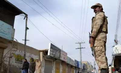 पाकिस्तानी सुरक्षा बलों पर तीन बलूच नागरिकों को जबरन गायब करने का आरोप, मानवाधिकार संगठनों ने जताई चिंता पाकिस्तानी सुरक्षा बलों पर तीन बलूच नागरिकों को जबरन गायब करने का आरोप, मानवाधिकार संगठनों ने जताई चिंता