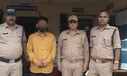 उत्तराखंड: चमोली पुलिस ने ब्लाइंड मर्डर का मामला सुलझाया, अपराध के 45 दिन बाद आरोपी गिरफ्तार उत्तराखंड: चमोली पुलिस ने ब्लाइंड मर्डर का मामला सुलझाया, अपराध के 45 दिन बाद आरोपी गिरफ्तार