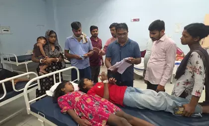 बिहार: गोपालगंज में फूड प्वाइजनिंग से 10 बच्चों समेत 12 लोग बीमार, फेंसा खाने के बाद बिगड़ी तबीयत