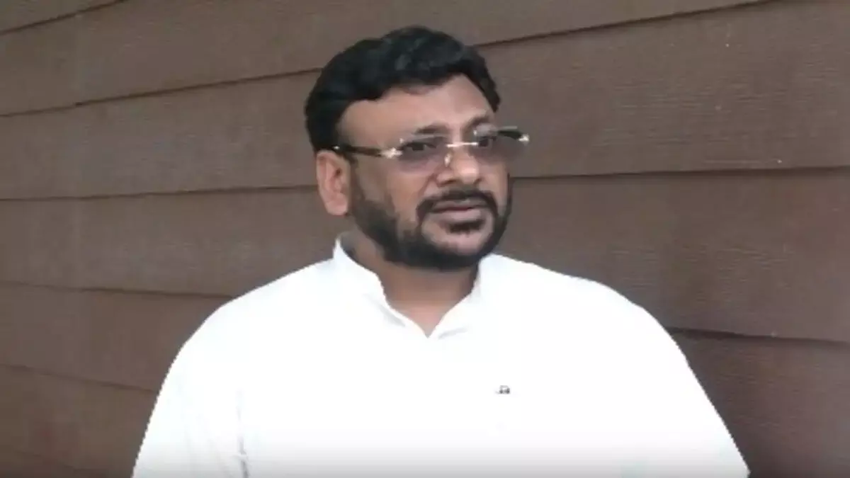 उत्तराखंड का शिक्षा मॉडल बना मिसाल, छत्तीसगढ़ ने मांगा अल्पसंख्यक शिक्षा प्राधिकरण का ड्राफ्ट : शादाब शम्स उत्तराखंड का शिक्षा मॉडल बना मिसाल, छत्तीसगढ़ ने मांगा अल्पसंख्यक शिक्षा प्राधिकरण का ड्राफ्ट : शादाब शम्स
