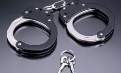 गुजरात एटीएस की बड़ी कार्रवाई, जैश के 8 संदिग्ध आतंकी गिरफ्तार गुजरात एटीएस की बड़ी कार्रवाई, जैश के 8 संदिग्ध आतंकी गिरफ्तार