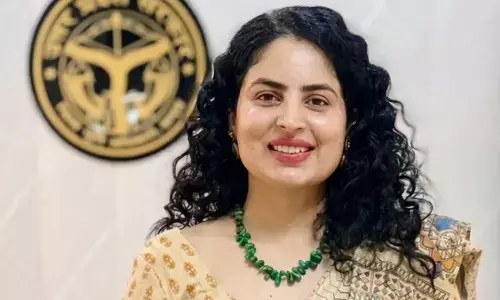 कौन हैं हापुड़ की DSO सीमा चौधरी? मां ने लगाए धोखाधड़ी के आरोप, सहारनपुर में दर्ज हुई FIR कौन हैं हापुड़ की DSO सीमा चौधरी? मां ने लगाए धोखाधड़ी के आरोप, सहारनपुर में दर्ज हुई FIR