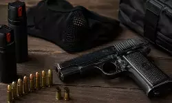 कर्नाटक: हिस्ट्रीशीटर की हत्या के बदले की साजिश नाकाम, सीसीबी ने फरार आरोपी को दबोचा कर्नाटक: हिस्ट्रीशीटर की हत्या के बदले की साजिश नाकाम, सीसीबी ने फरार आरोपी को दबोचा