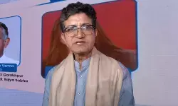 लोकतंत्र में मीडिया की जिम्मेदारी पहले से अधिक : प्रसून जोशी लोकतंत्र में मीडिया की जिम्मेदारी पहले से अधिक : प्रसून जोशी