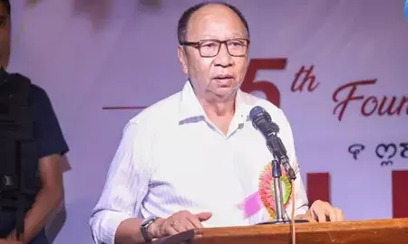 मणिपुर में स्थायी शांति का एकमात्र मार्ग संवाद है: मुख्यमंत्री खेमचंद सिंह मणिपुर में स्थायी शांति का एकमात्र मार्ग संवाद है: मुख्यमंत्री खेमचंद सिंह