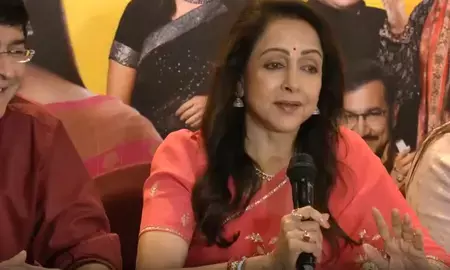 हेमा मालिनी का म्यूजिकल कॉन्सर्ट 60 वर्षीय फिल्मी सफर और धर्मेंद्र को समर्पित हेमा मालिनी का म्यूजिकल कॉन्सर्ट 60 वर्षीय फिल्मी सफर और धर्मेंद्र को समर्पित