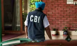 रिलायंस एडीए ग्रुप बैंक धोखाधड़ी मामले में पूर्व सीएफओ अमित बापना गिरफ्तार, सीबीआई को 4 दिन की हिरासत मिली रिलायंस एडीए ग्रुप बैंक धोखाधड़ी मामले में पूर्व सीएफओ अमित बापना गिरफ्तार, सीबीआई को 4 दिन की हिरासत मिली