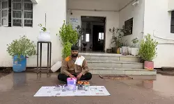 गुजरात पुलिस ने 1.01 करोड़ रुपए कीमत की दुर्लभ एम्बरग्रीस जब्त की, एक गिरफ्तार गुजरात पुलिस ने 1.01 करोड़ रुपए कीमत की दुर्लभ एम्बरग्रीस जब्त की, एक गिरफ्तार