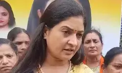 लोकतंत्र और संविधान को कमजोर कर रही है भाजपा, महिला कांग्रेस उठाएगी जनहित के मुद्दे : अलका लांबा लोकतंत्र और संविधान को कमजोर कर रही है भाजपा, महिला कांग्रेस उठाएगी जनहित के मुद्दे : अलका लांबा