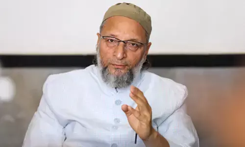 तेलंगाना सरकार को गरीबों को स्थायी निवास प्रमाण पत्र जारी करने चाहिए: ओवैसी तेलंगाना सरकार को गरीबों को स्थायी निवास प्रमाण पत्र जारी करने चाहिए: ओवैसी