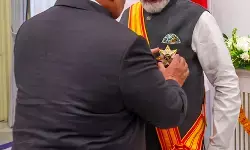 पीएम मोदी को बिंतांग आदिपूर्ण सम्मान, नेताओ ने दी शुभकामनाएं