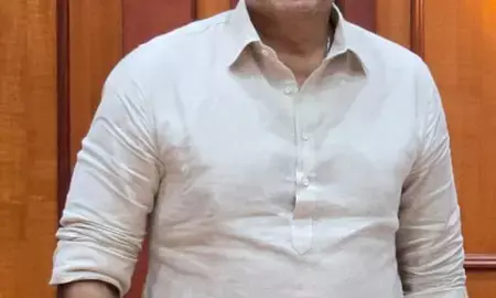 वायनाड हादसे पर तमिल एक्टर सरथकुमार ने जताया शोक, पीड़ित परिवारों के प्रति जताई संवेदना वायनाड हादसे पर तमिल एक्टर सरथकुमार ने जताया शोक, पीड़ित परिवारों के प्रति जताई संवेदना