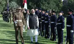 ऑस्ट्रेलिया में पीएम मोदी को मिला गार्ड ऑफ ऑनर, गूंजा जन गण मन... ऑस्ट्रेलिया में पीएम मोदी को मिला गार्ड ऑफ ऑनर, गूंजा जन गण मन...