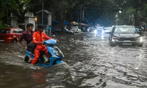 दिल्ली से केरल तक भारी बारिश का कहर, रेल, सड़क और हवाई सेवाएं प्रभावित, राहत-बचाव अभियान तेज
