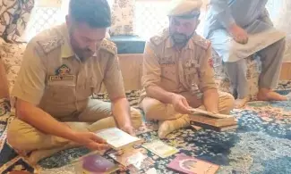 बारामूला में यूएपीए मामले में जांच के तहत छापेमारी, पुलिस ने डिजिटल उपकरण किए सीज