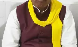राजभर का अखिलेश पर हमला, बोले गेट पर रेट का काउंटर बंद कीजिए कार्यकर्ताओं से मुलाकात के नाम पर हो रही वसूली
