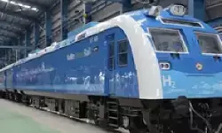 भारत की पहली हाइड्रोजन ट्रेन को मिली मंजूरी, 17 जुलाई को हो सकता है शुभारंभ भारत की पहली हाइड्रोजन ट्रेन को मिली मंजूरी, 17 जुलाई को हो सकता है शुभारंभ